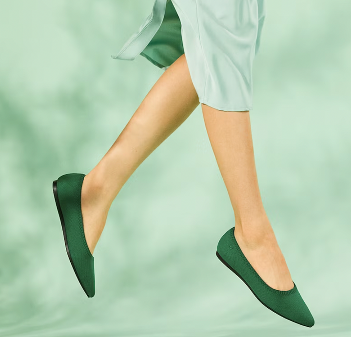 Elegante Lunessa ballerina's, platte schoenen voor een chique en ontspannen stijl.