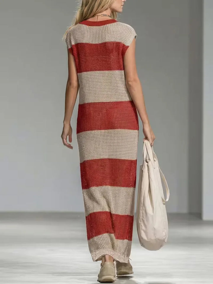 V-hals cover-up voor dames, oversized pasvorm. Gestreepte maxi lengte, heerlijk voor vakantie.