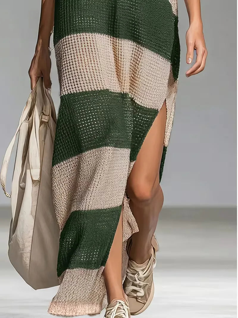 Dames strandkleding: gestreepte V-hals maxi cover-up, oversized en luchtig.