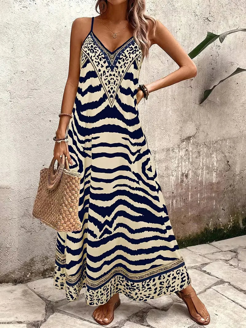Heerlijke vakantie maxi jurk met comfortabele pasvorm en leopard design.