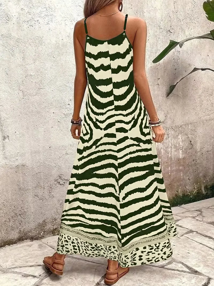 Comfortabele casual maxi jurk met opvallende leopard print voor de zomer.