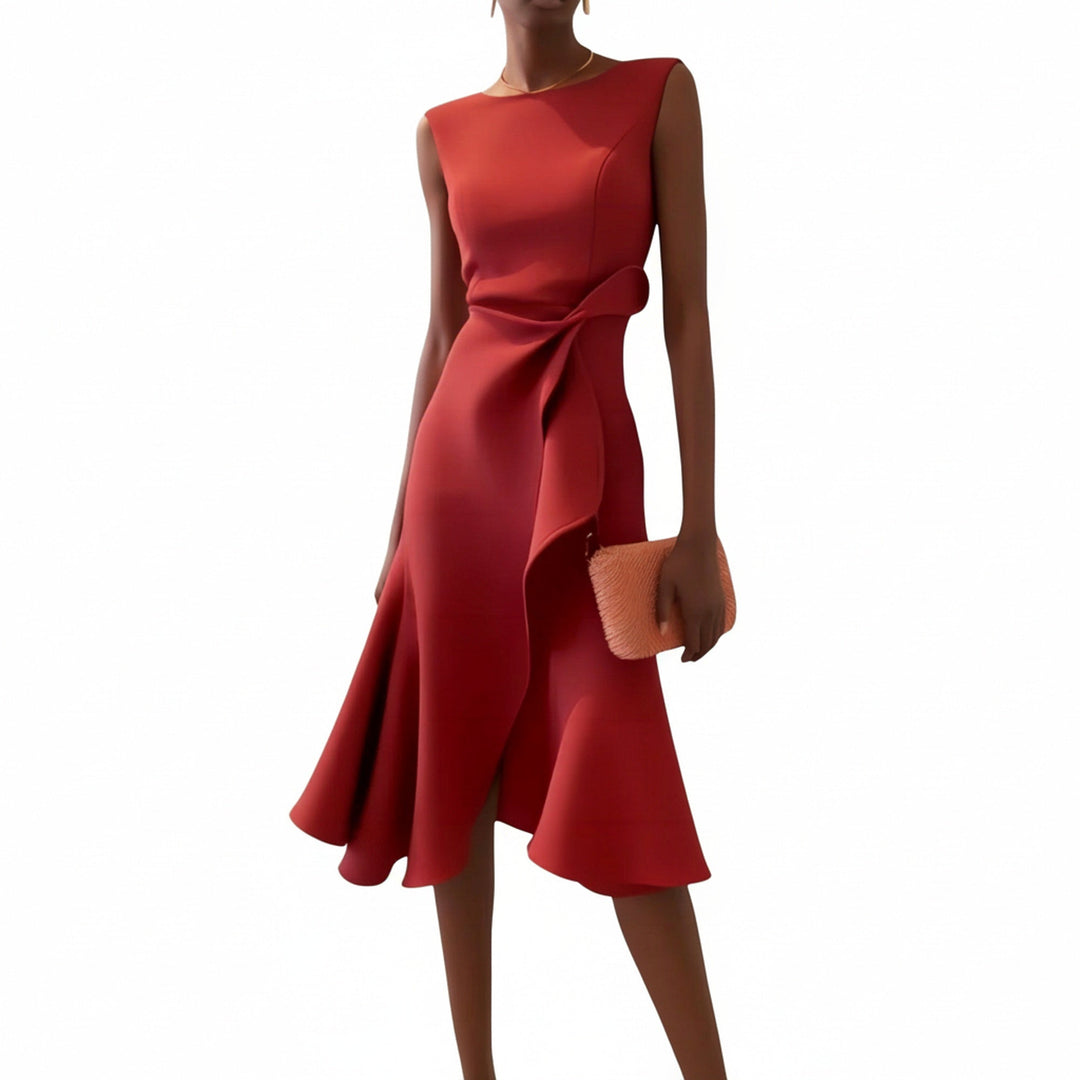 Dames midi avondjurk met elegante drapering en asymmetrische zoom, perfect voor feesten.