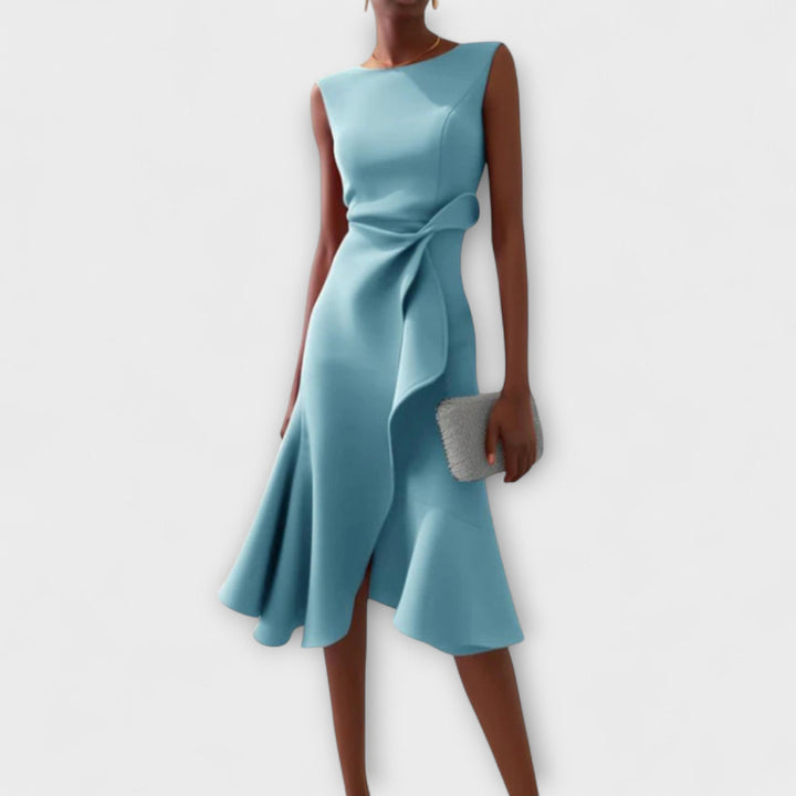 Zomerse dames midi jurk, elegant gedrapeerd, asymmetrische zoom, ideaal voor speciale gelegenheden.