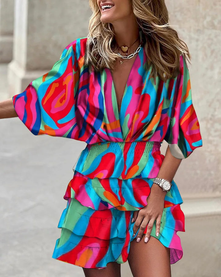 Veelzijdige dames zomerjurk, mini model met print, casual of elegant te dragen met elastische taille.