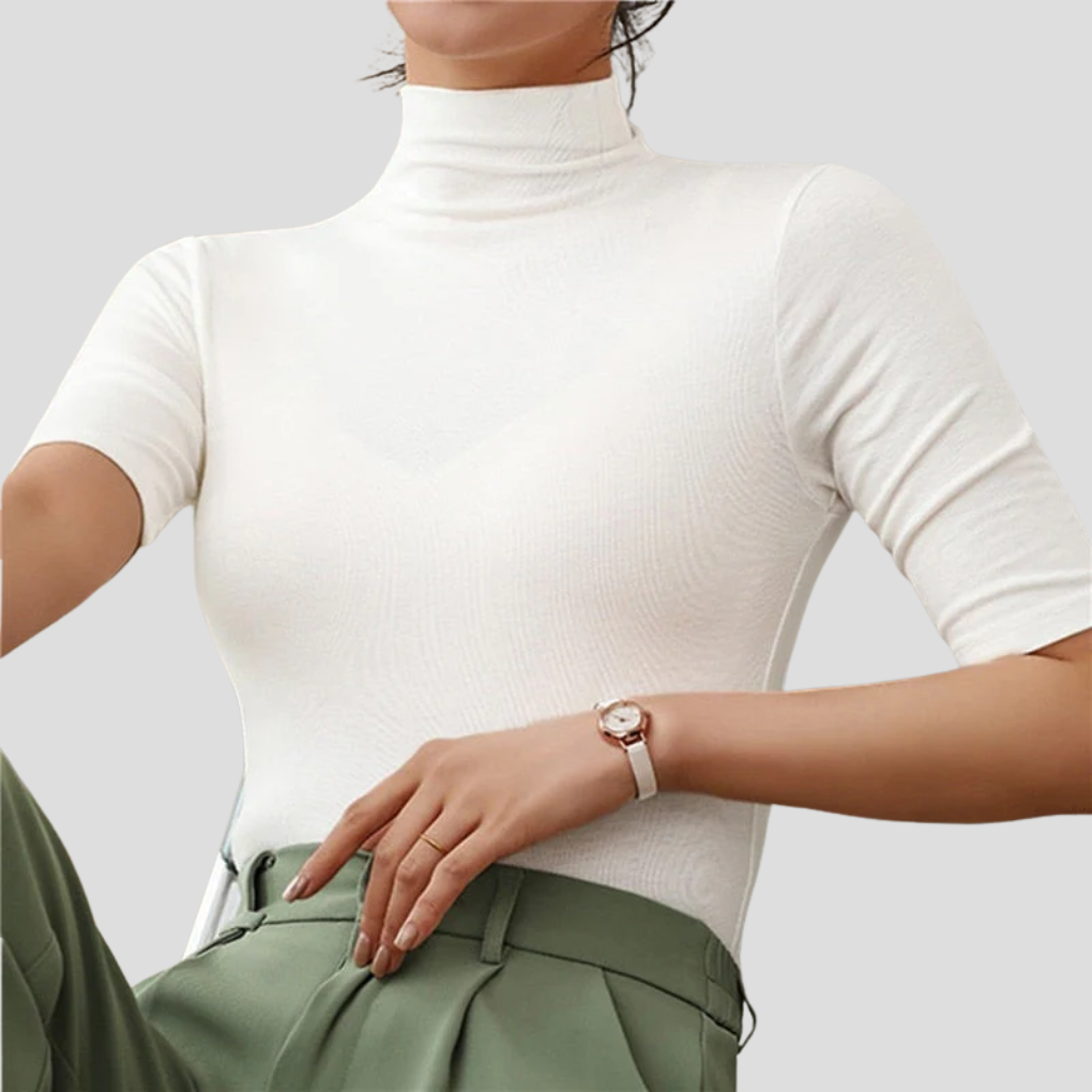 Witte stretch dames coltrui met lange mouwen, naadloos en ultradun, geschikt voor wintermode.