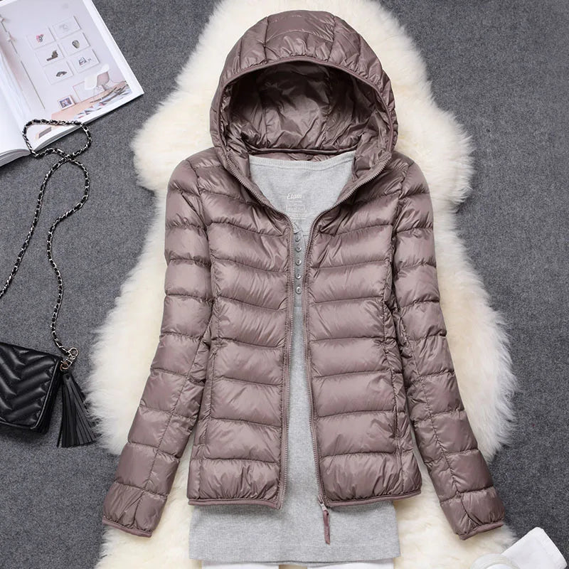 Stijlvol dames winterjack, opvouwbaar & warm, perfect voor de herfst en reizen.