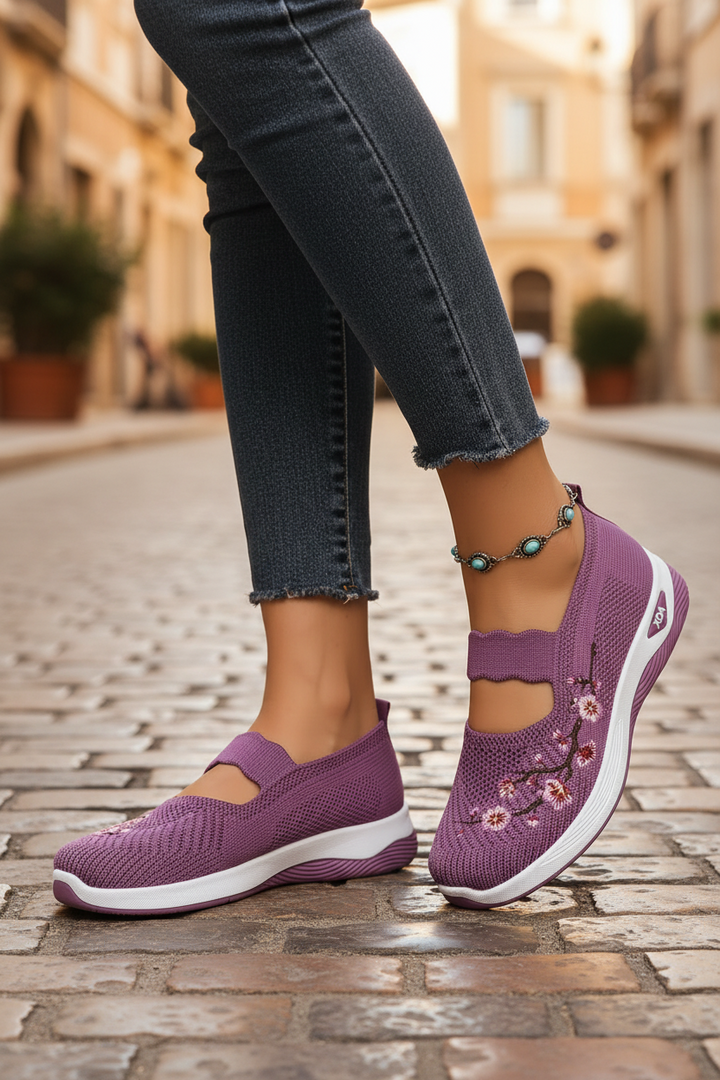 Slip-on dames schoenen, orthopedisch comfort, ideaal voor gevoelige voeten en voetverlichting.