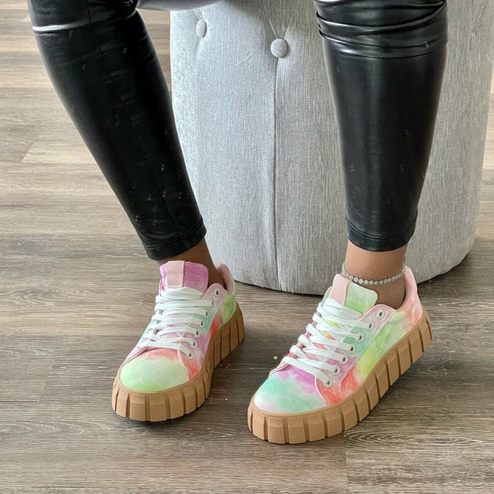 Hoogwaardige dames sportschoenen met orthopedische kenmerken voor elke stap.