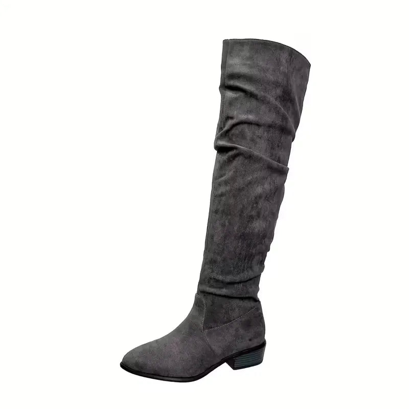 Moderne dameslaarzen, suède look, hoge schacht en comfortabele blokhak.