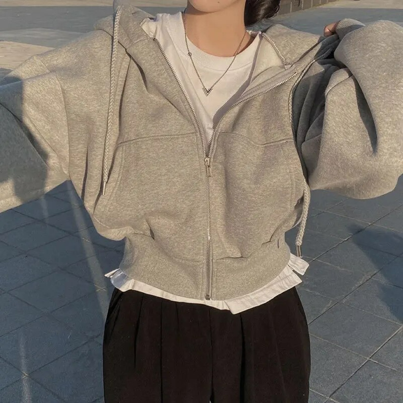 Trendy oversized dames ritshoodie, comfortabel sweatshirt. Perfect voor casual stijl en ontspanning.