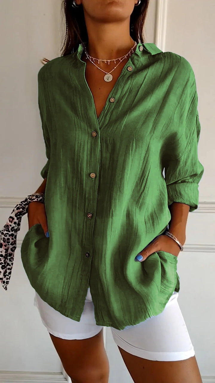 Comfortabel en veelzijdig oversized dames shirt met lange mouwen, perfect voor gelaagdheid.