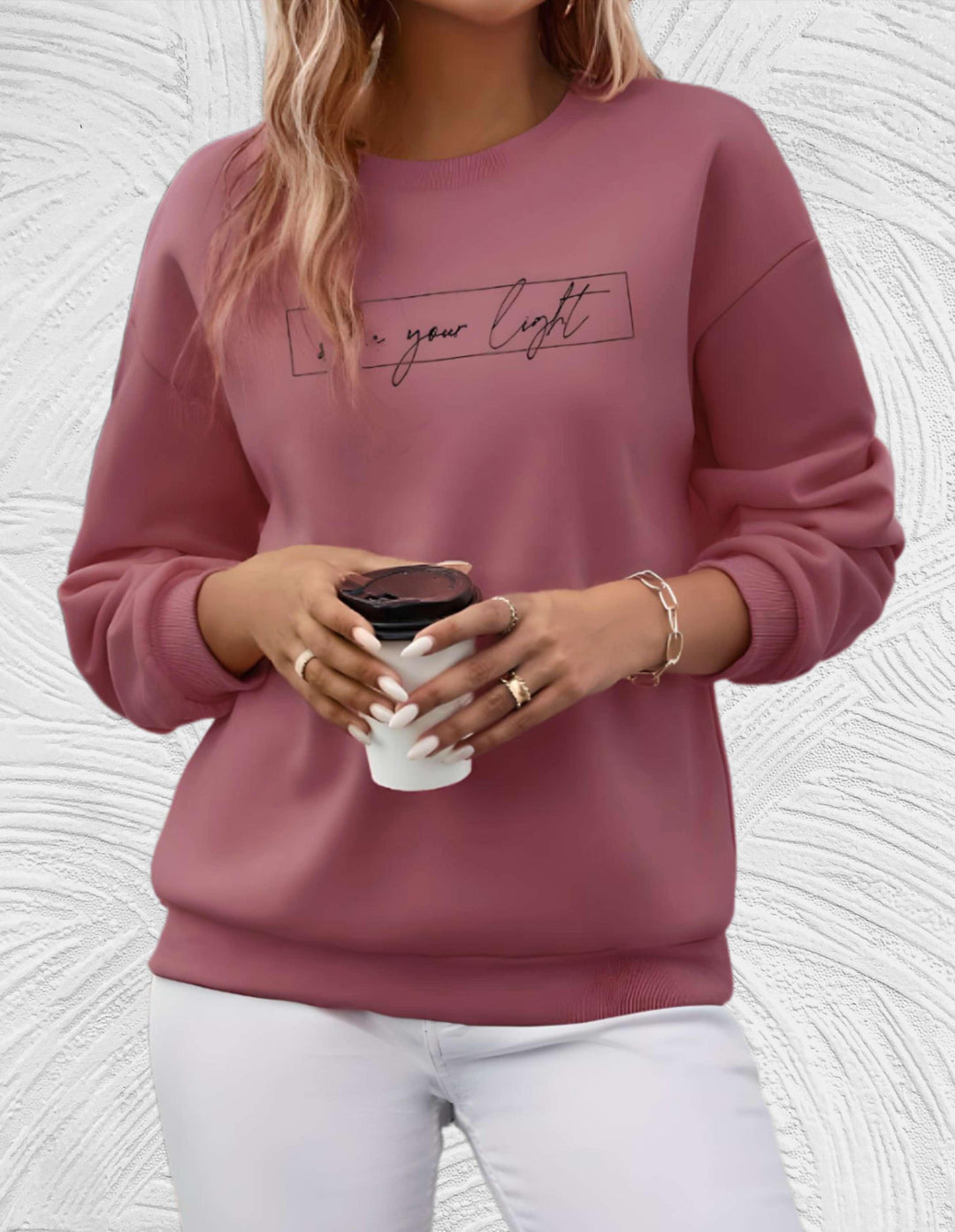 Comfortabel oversized dames sweatshirt met relaxte pasvorm en stijlvolle slogan.