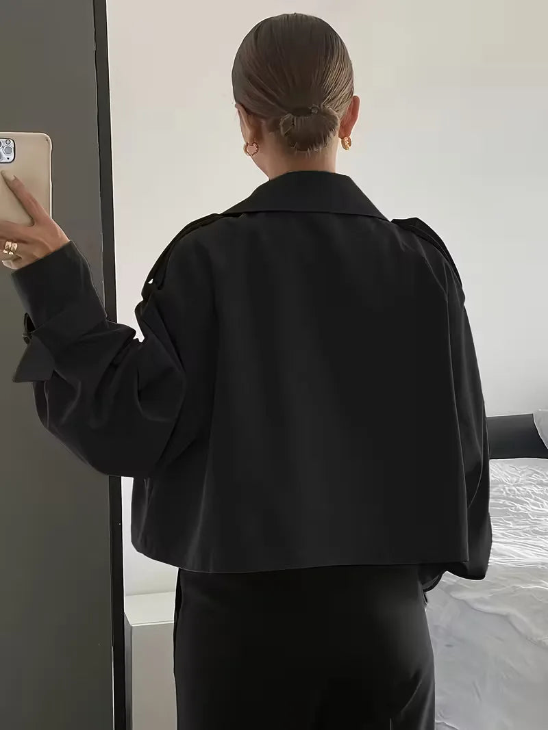 Ruime oversized dames trenchcoat met lange mouwen, chique casual stijl, ideaal voor buiten.