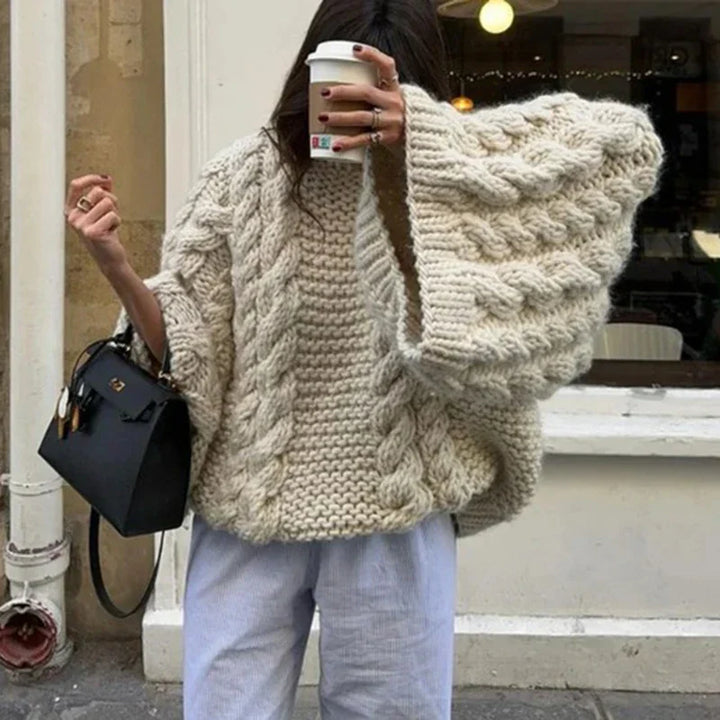 Warme dames oversized trui in relaxte pasvorm, een modieuze en comfortabele keuze voor elke dag.