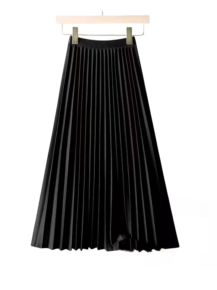 Achteraanzicht van de stijlvolle dames plooirok met hoge taille, comfortabel en elegant. Perfect voor zomer.