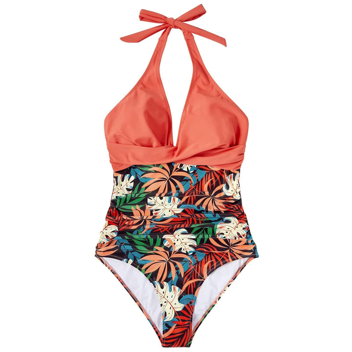 Bikini slip met hoge taille, effen zwart en gerimpeld voor een flatterend effect. Comfortabele dames zwemkleding.