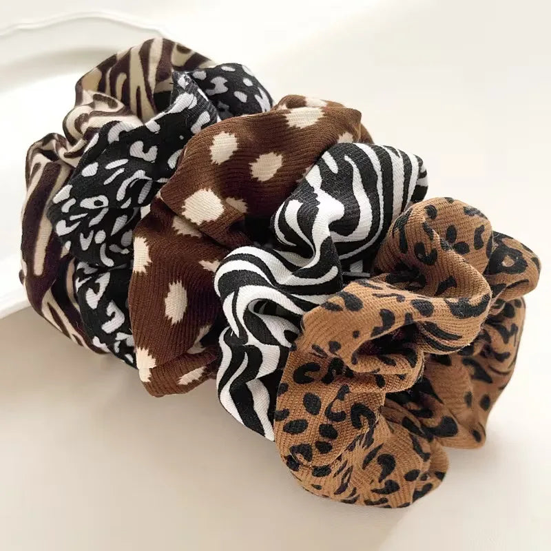 Elastische katoenen scrunchies met stijlvolle dierenprints, perfecte haaraccessoires voor dames.