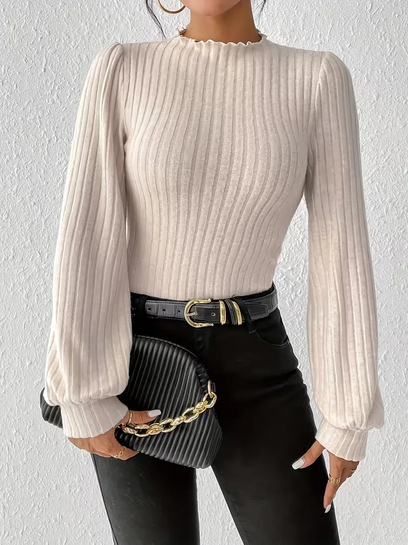 Trendbewuste dames slim fit bodysuit met lange mouwen en een verfijnde mock hals.