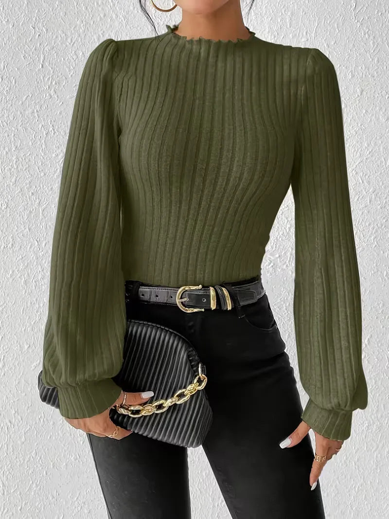 Dames fashion: slim fit bodysuit met lange mouwen en elegante mock hals, perfect voor elke outfit.
