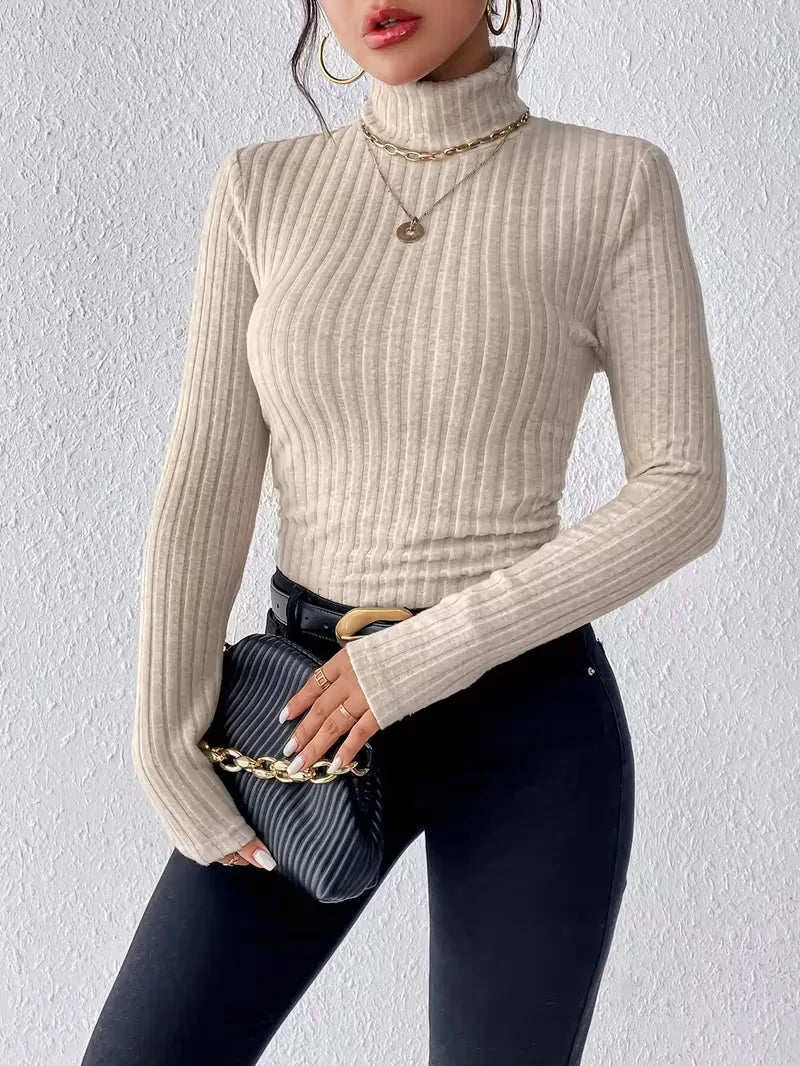 Modieuze vrouwenkleding: casual slim fit trui met lange mouwen. Comfortabel en stijlvol.