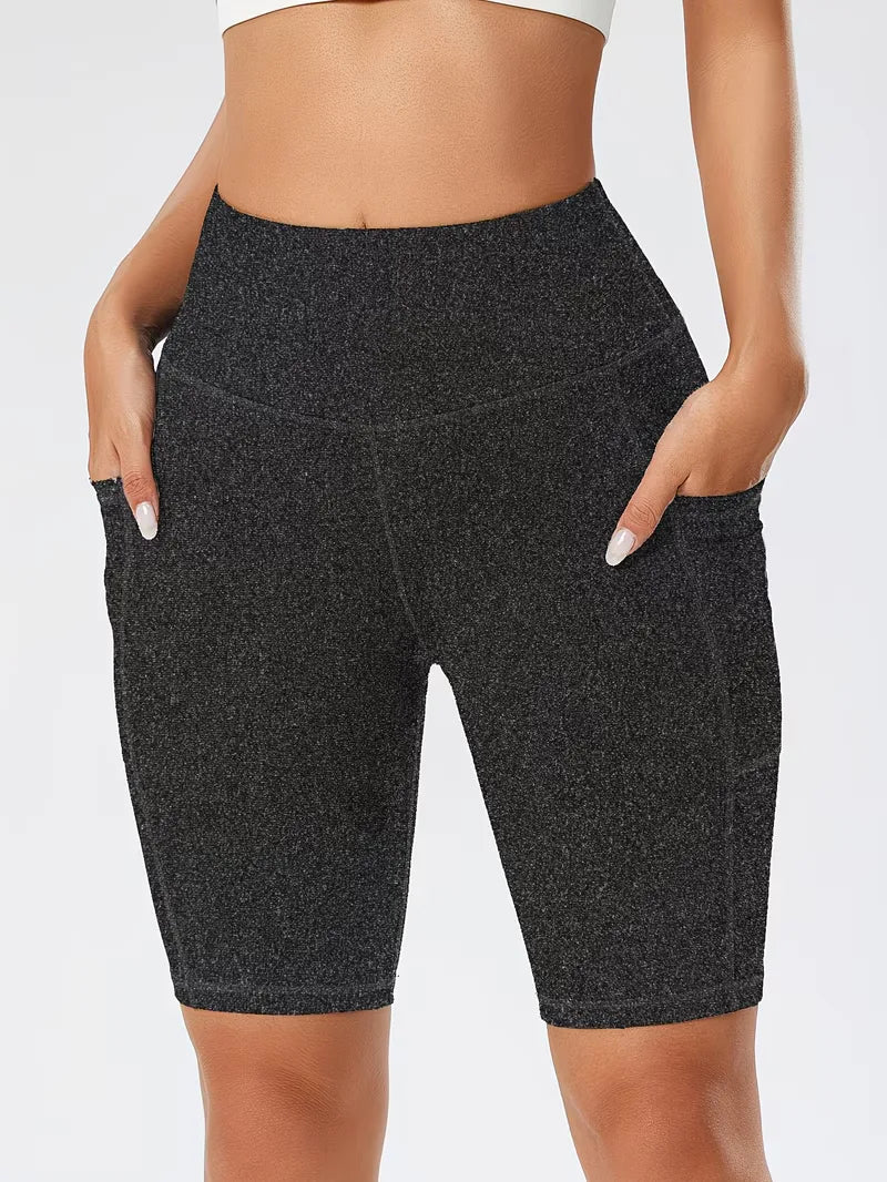 Comfortabele dames high waist shorts, slim fit, ideaal voor sportief gebruik.