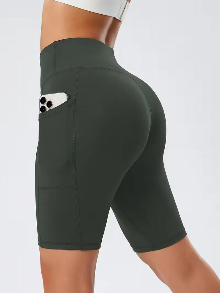 Casual dames zomer shorts, high waist slim fit, met zakken voor gemak.