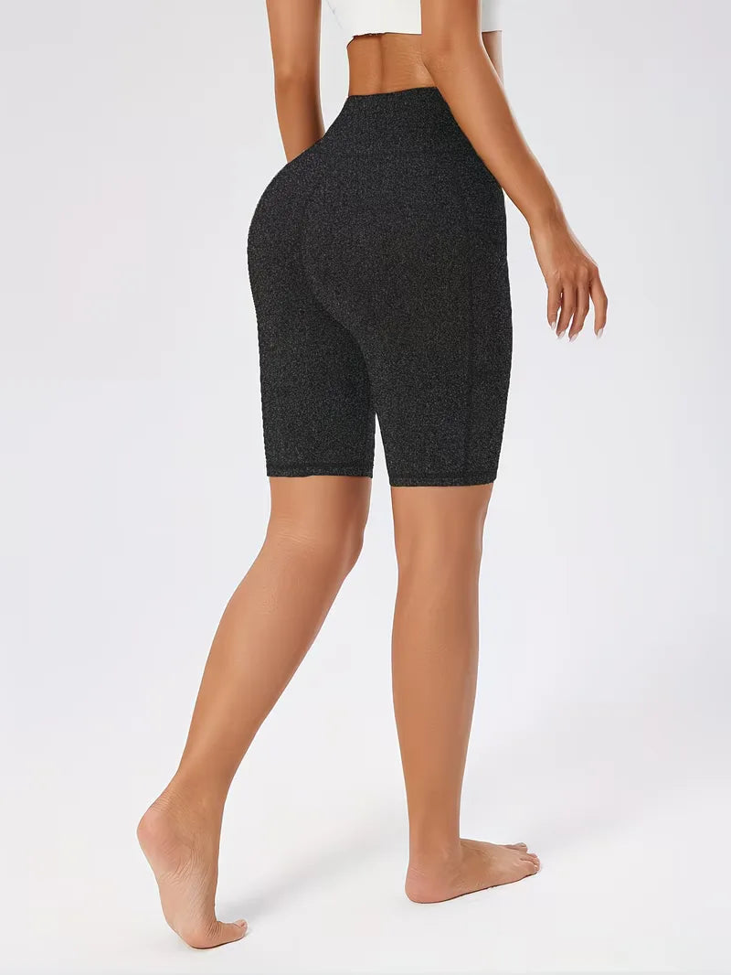 Casual dames shorts met zakken, high waist, slim fit voor actieve momenten.