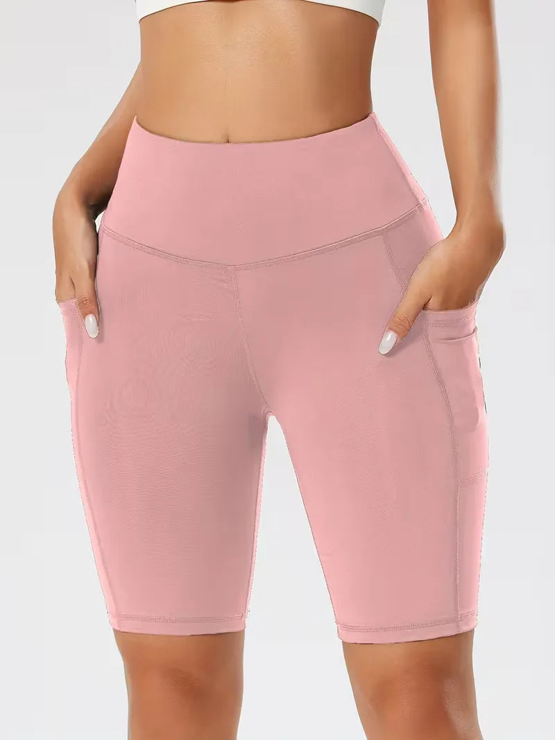 Trendy dames slim-fit high waist shorts met zijzakken, voor een sportieve flair.