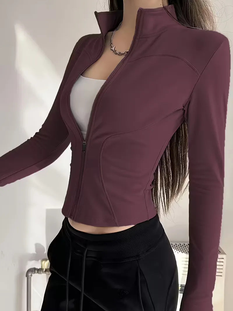 Perfecte pasvorm dames track jacket slim fit, met duimgaten, voor een actieve levensstijl.