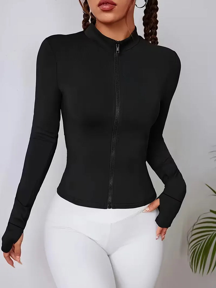 Comfortabele dames sporttop met lange mouwen, slim fit voor intensieve training.