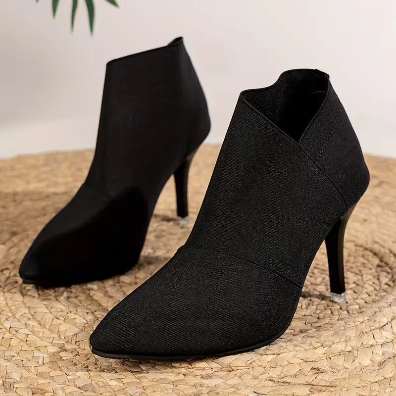 Modieuze puntige neus stiletto enkellaarsjes dames. Hoge hak, elegant voor elke look en gelegenheid.