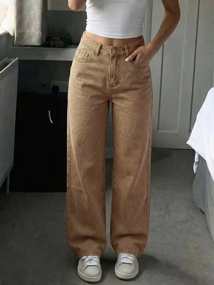 Dames jeans, straight model, mid-rise. Creëer moeiteloos een casual chic look.