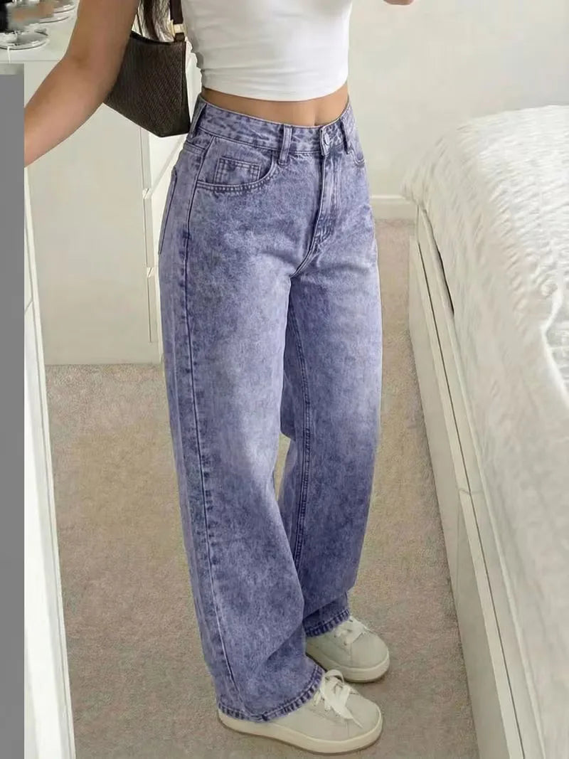 Dames straight jeans, mid-rise. Een tijdloze klassieker die comfort en stijl combineert.