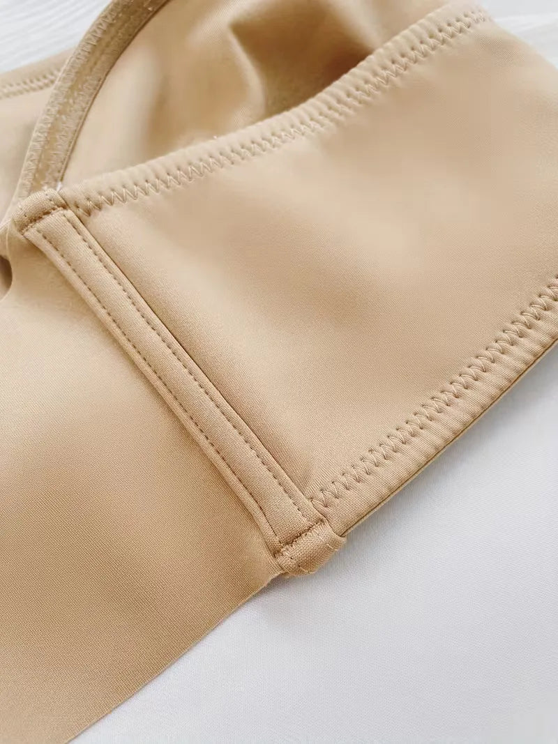 Lingerie strapless push-up bh met voorsluiting, voor een perfecte pasvorm en lift.