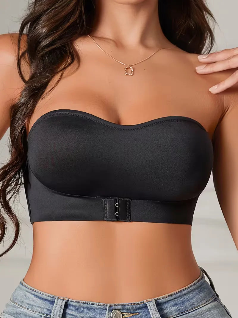 Khaki naadloze strapless bh met push-up effect en handige voorsluiting voor comfort.