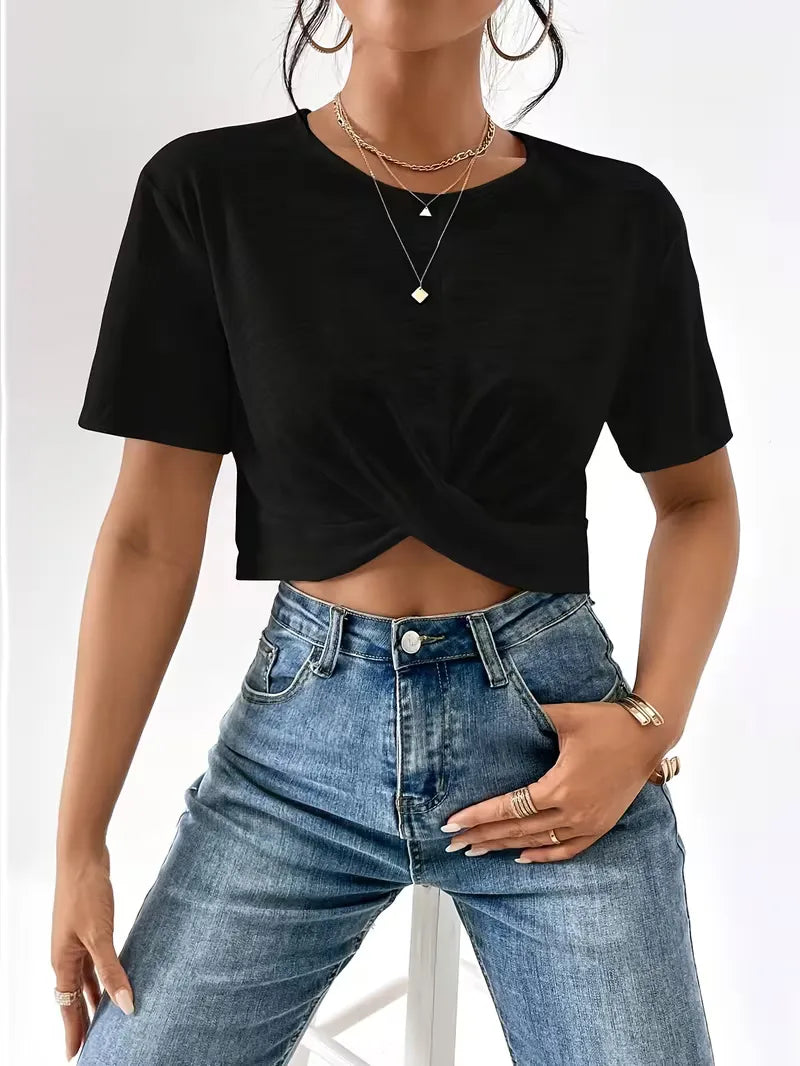 Casual dames T-shirt met twistdetail, ideaal voor de zomer, combineert stijl & comfort.