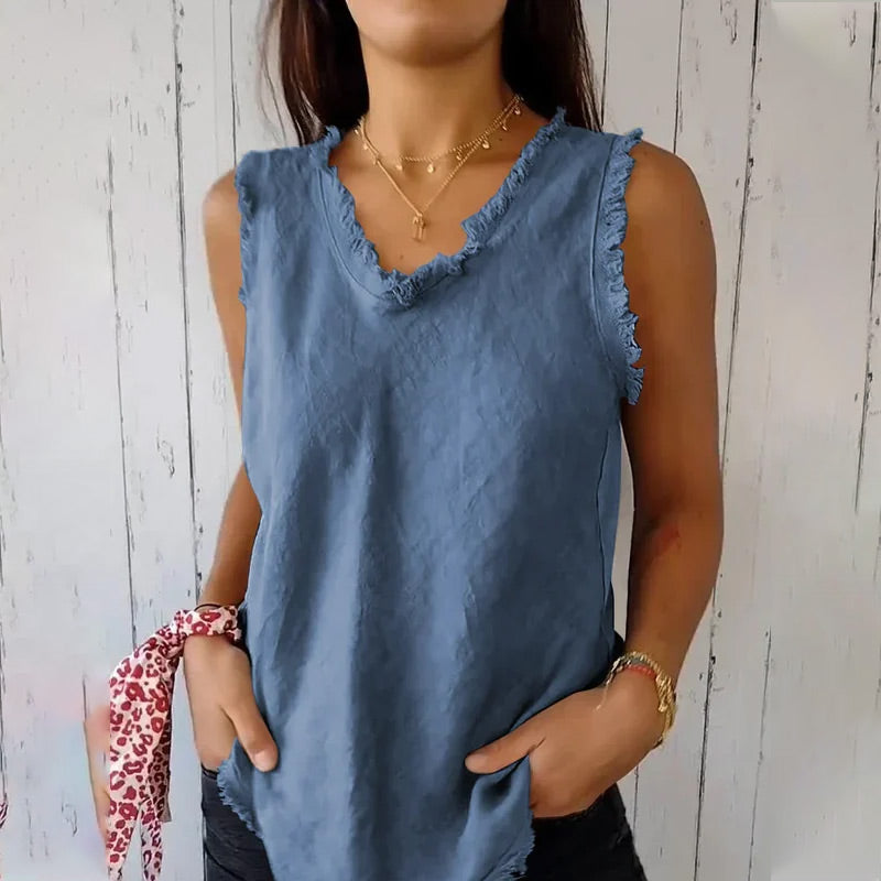 Veelzijdige dames tank top, mouwloos met V-hals en gerafelde randen, ideaal voor casual mode.