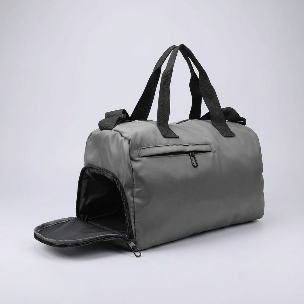 Ruime dames duffel sporttas met apart schoenvak, perfect voor georganiseerde fitness en bagage.