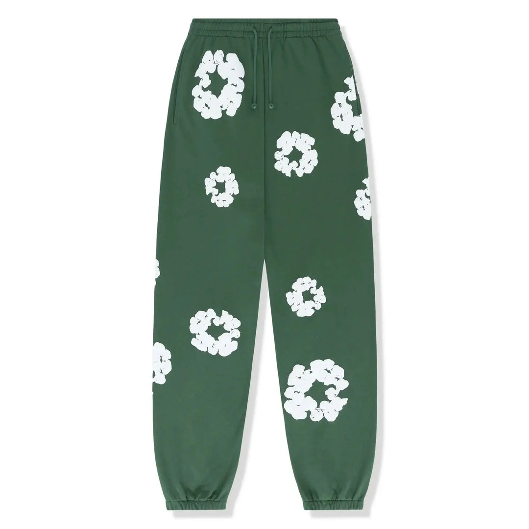 Comfortabele broek uit de twee-delige dames trainingsset, met stijlvolle bloemenprint.