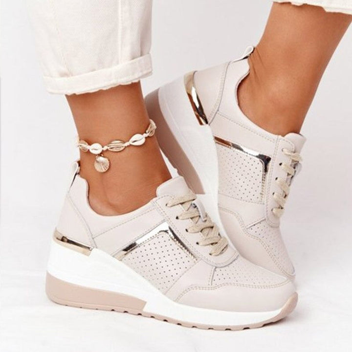 Dames trendy comfortabele veganistische sneakers, ideaal voor wandelen, in een stijlvolle witte kleur.