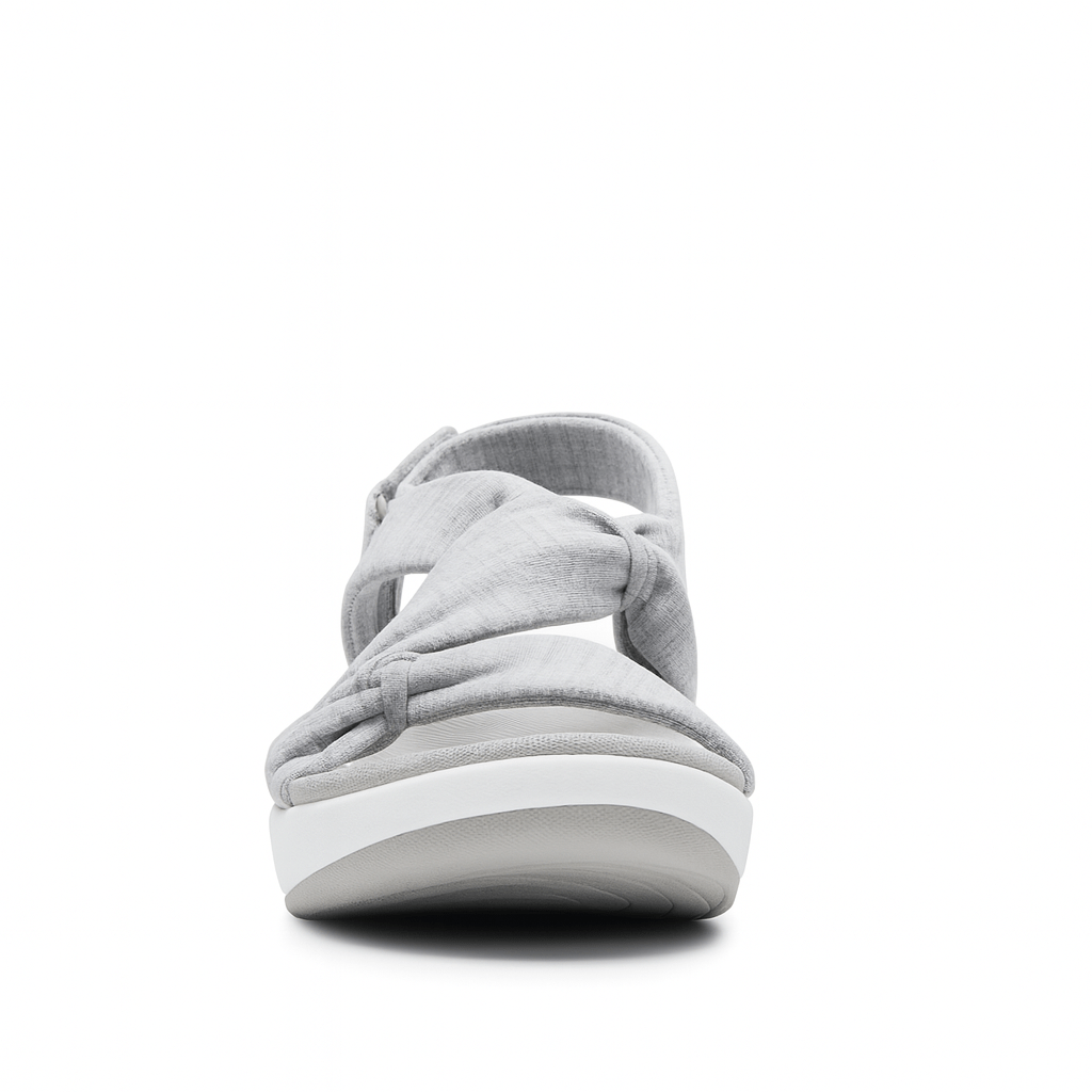 Zwarte dames zomer slippers, open, met verstelbare banden, voor optimaal loopcomfort.