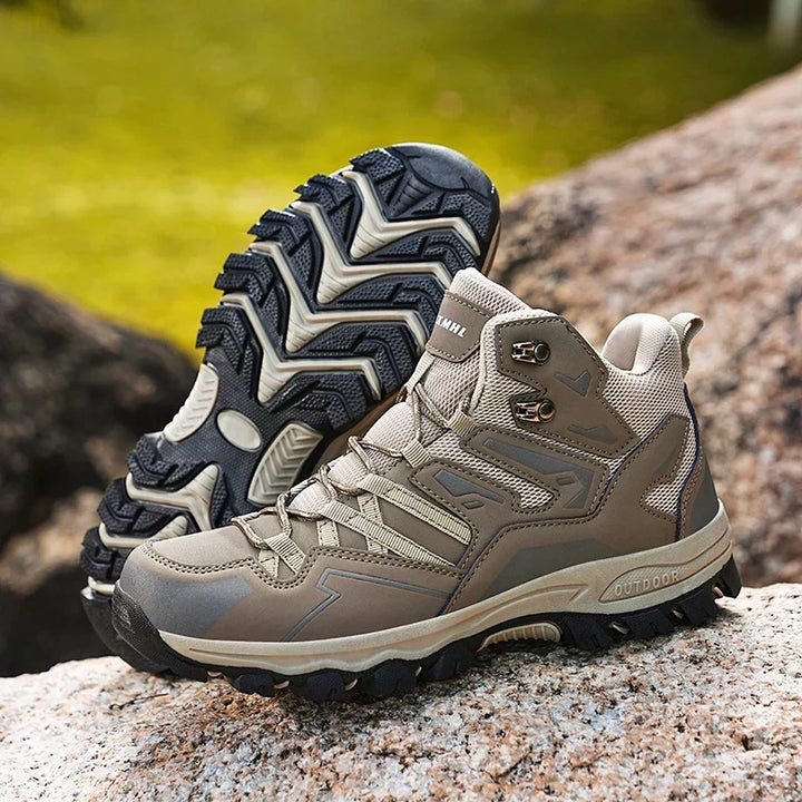 Trekkingschoenen dames: waterdicht, met optimale grip en langdurig comfort.
