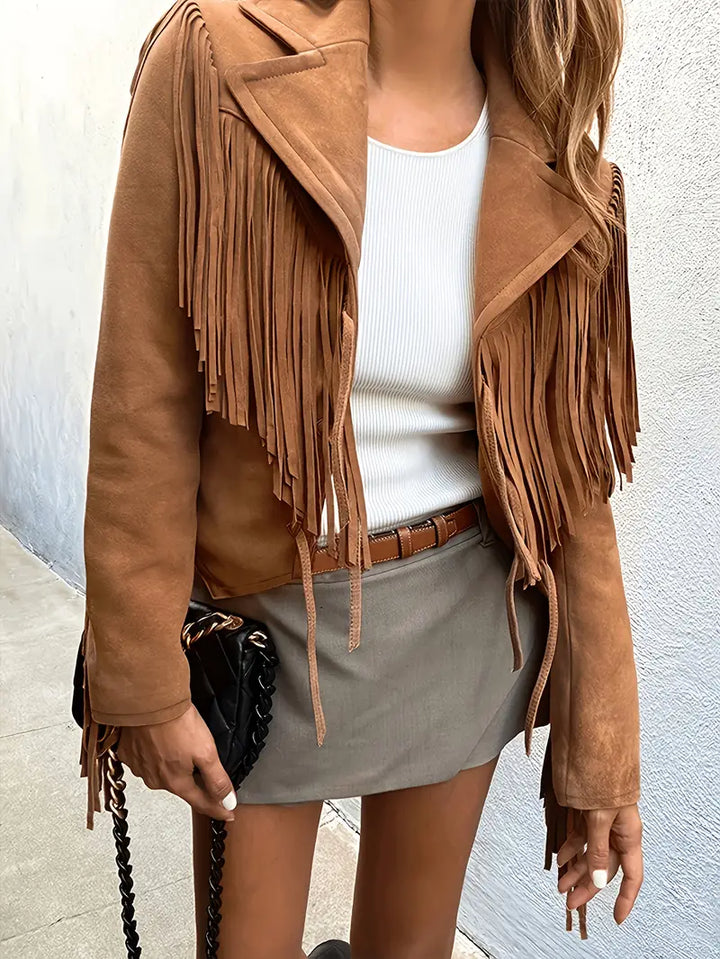 Dames western jack met lange franjes in bruin suède-look, perfect voor een stoere festival outfit.