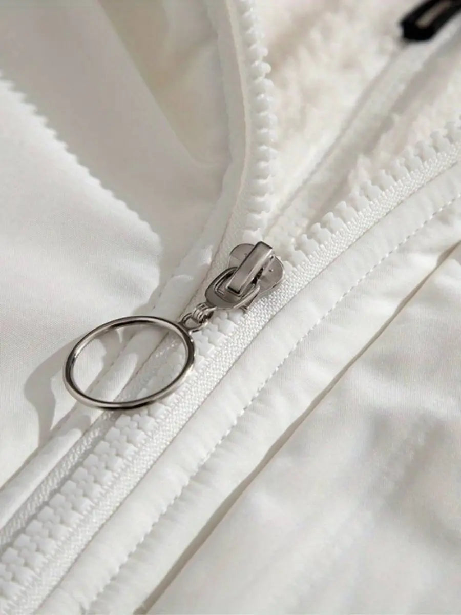 Dames winterjas hangend, stijlvolle gewatteerde Steppjacke, ready-to-wear mode.