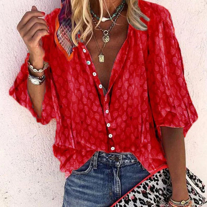 Verfijnde, comfortabele damesblouse met V-hals. Ideaal voor moeiteloze stijl in de zomer.