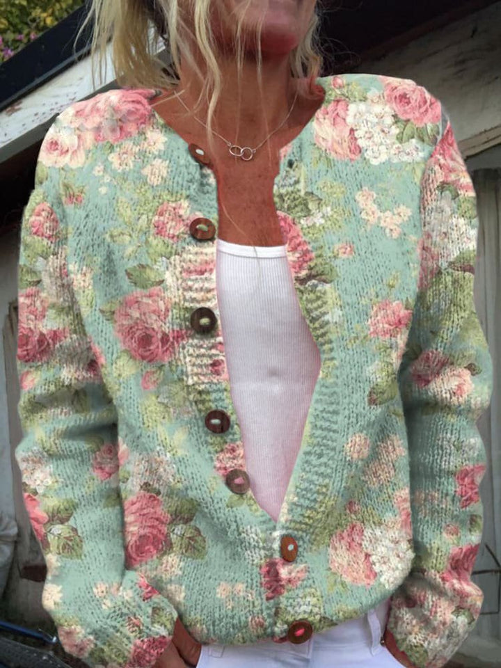 Zachte damescardigan met bloemenprint; comfortabel en stijlvol met knoopsluiting voor damesmode.