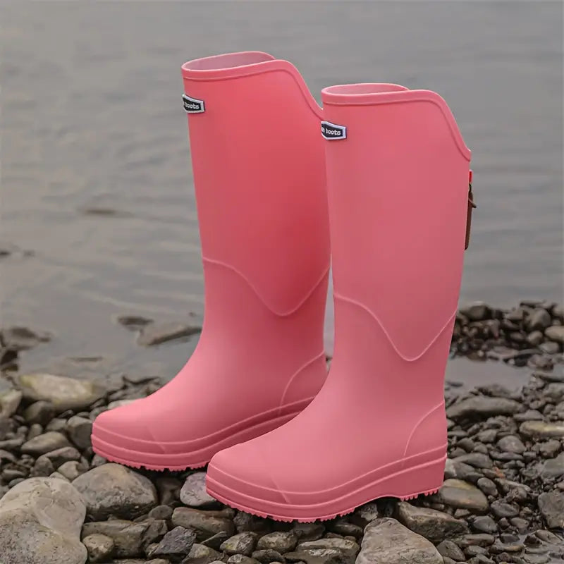 Dames regenlaarzen in diverse kleuren, waterdicht PVC, antislipzool, lichtgewicht en stijlvol ontwerp.