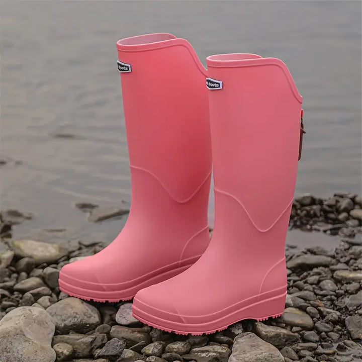 Dames regenlaarzen in diverse kleuren, waterdicht PVC, antislipzool, lichtgewicht en stijlvol ontwerp.
