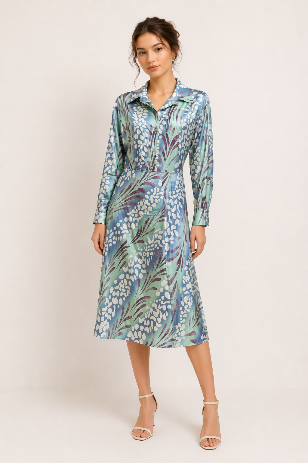 Modieuze damesset met unieke print: elegante blouse & lange rok voor een casual of geklede look.