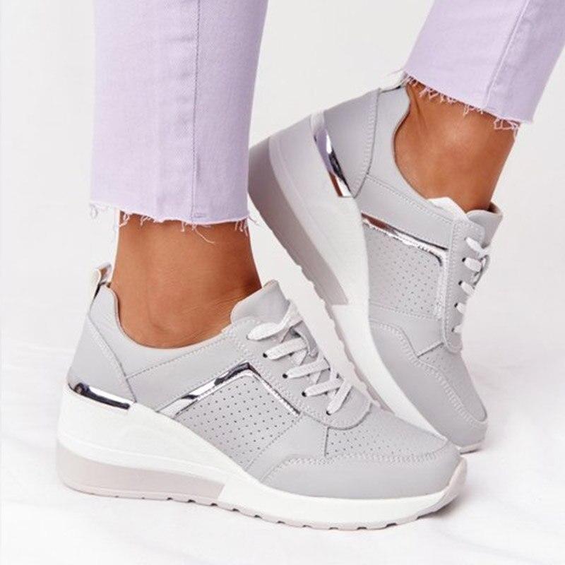 Comfortabele damessneakers met demping en ondersteuning, perfect als wandelschoenen of voor dagelijks comfort.